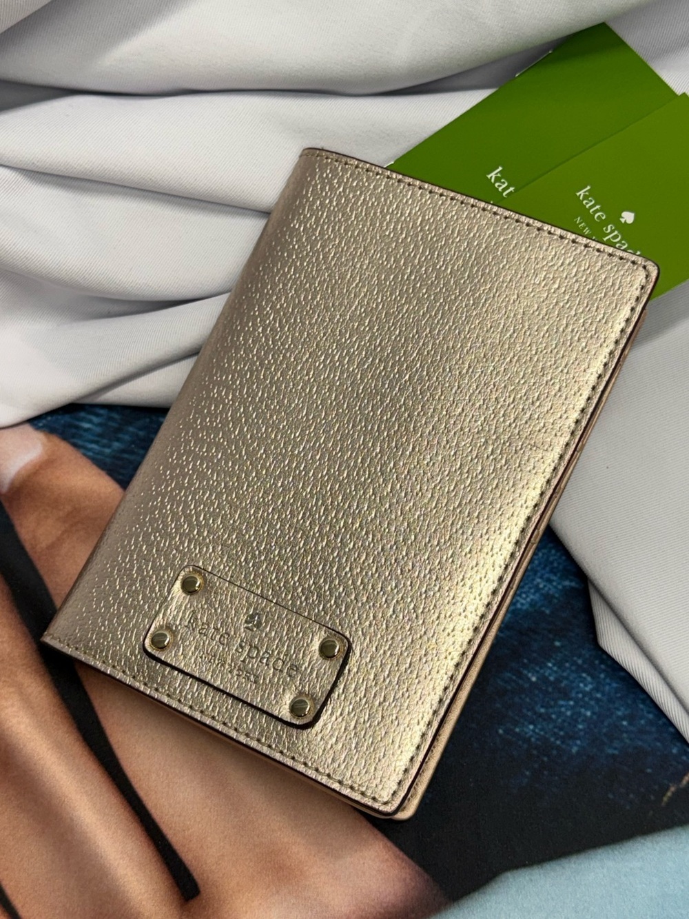 (new+tag) Kate Spade leather passport case /card slots wallet rose gold